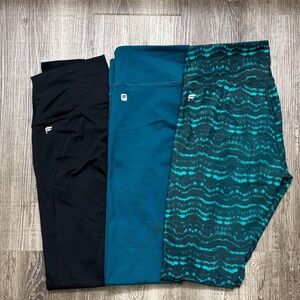 Bundle of fabletics leggings